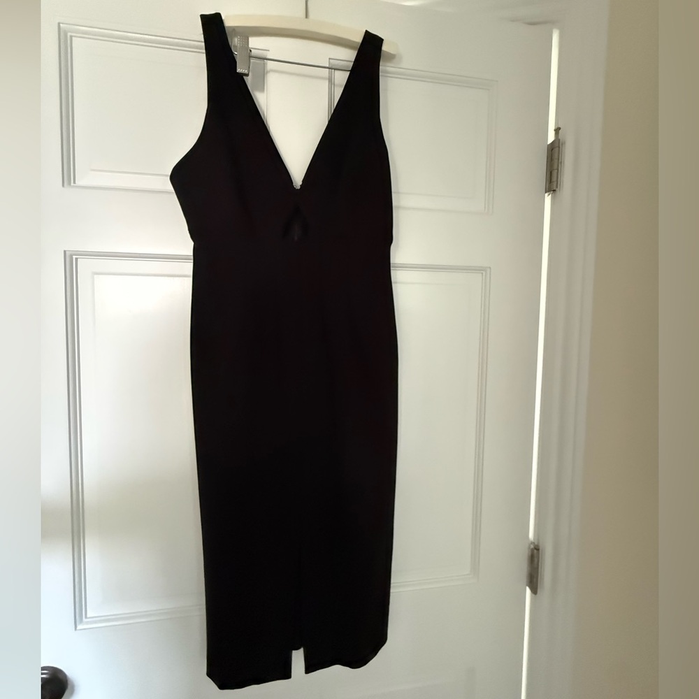 Alice + Olivia V-Neck dress